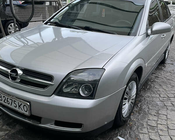 Сірий Опель Вектра, об'ємом двигуна 2.2 л та пробігом 400 тис. км за 4200 $, фото 5 на Automoto.ua