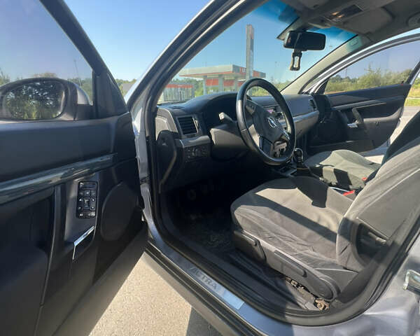 Сірий Опель Вектра, об'ємом двигуна 2 л та пробігом 404 тис. км за 3500 $, фото 10 на Automoto.ua