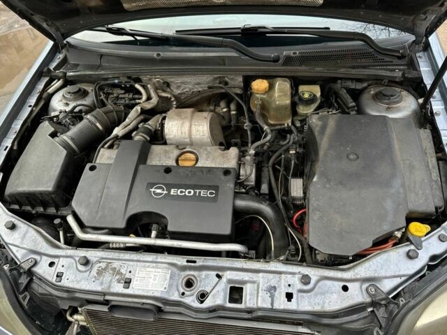 Серый Опель Вектра, объемом двигателя 0.22 л и пробегом 320 тыс. км за 3500 $, фото 9 на Automoto.ua