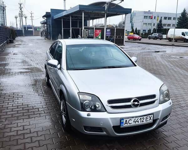 Серый Опель Вектра, объемом двигателя 1.9 л и пробегом 376 тыс. км за 4500 $, фото 5 на Automoto.ua