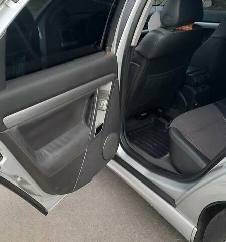 Серый Опель Вектра, объемом двигателя 1.91 л и пробегом 371 тыс. км за 5800 $, фото 20 на Automoto.ua