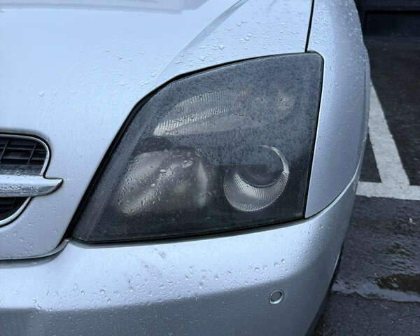 Серый Опель Вектра, объемом двигателя 2.17 л и пробегом 226 тыс. км за 5000 $, фото 6 на Automoto.ua