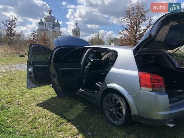 Серый Опель Вектра, объемом двигателя 1.91 л и пробегом 385 тыс. км за 3600 $, фото 13 на Automoto.ua