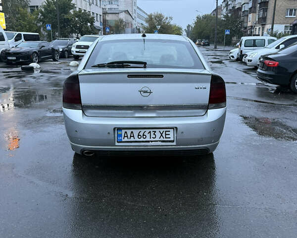 Серый Опель Вектра, объемом двигателя 2.17 л и пробегом 226 тыс. км за 5000 $, фото 5 на Automoto.ua