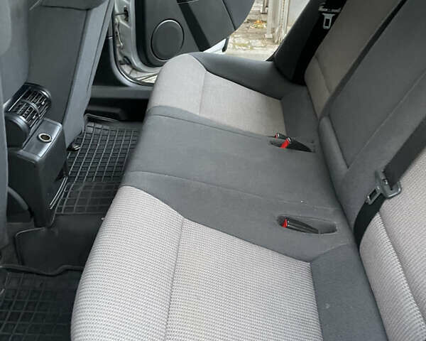 Сірий Опель Вектра, об'ємом двигуна 2.2 л та пробігом 400 тис. км за 4200 $, фото 14 на Automoto.ua