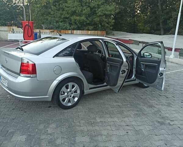 Серый Опель Вектра, объемом двигателя 1.8 л и пробегом 210 тыс. км за 5200 $, фото 15 на Automoto.ua