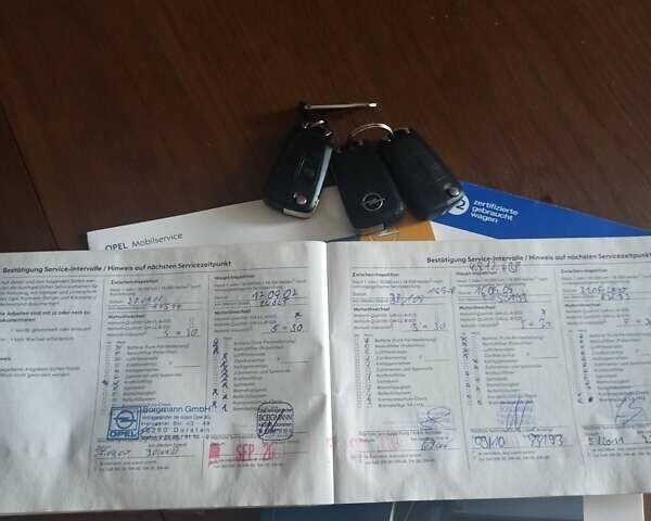 Серый Опель Вектра, объемом двигателя 1.8 л и пробегом 210 тыс. км за 5200 $, фото 74 на Automoto.ua