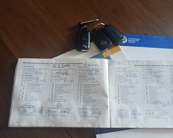 Серый Опель Вектра, объемом двигателя 1.8 л и пробегом 210 тыс. км за 5200 $, фото 75 на Automoto.ua