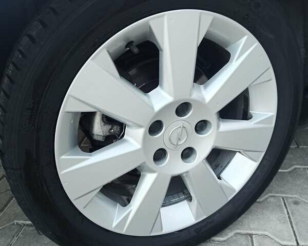 Серый Опель Вектра, объемом двигателя 1.8 л и пробегом 210 тыс. км за 5200 $, фото 56 на Automoto.ua