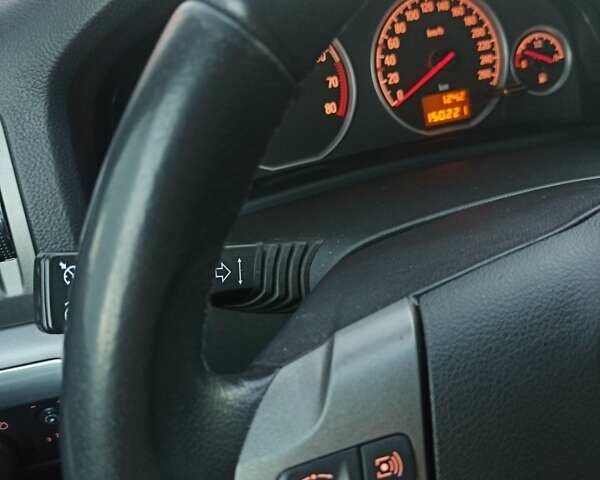 Серый Опель Вектра, объемом двигателя 1.8 л и пробегом 210 тыс. км за 5200 $, фото 38 на Automoto.ua