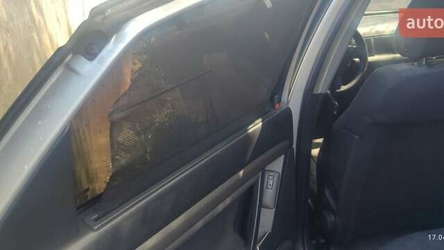 Серый Опель Вектра, объемом двигателя 2.2 л и пробегом 187 тыс. км за 5350 $, фото 11 на Automoto.ua