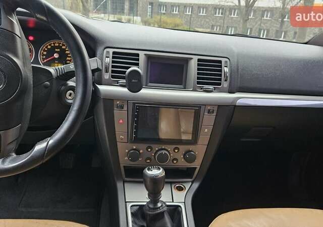 Сірий Опель Вектра, об'ємом двигуна 1.8 л та пробігом 259 тис. км за 6100 $, фото 13 на Automoto.ua