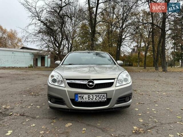 Серый Опель Вектра, объемом двигателя 1.8 л и пробегом 221 тыс. км за 6400 $, фото 6 на Automoto.ua
