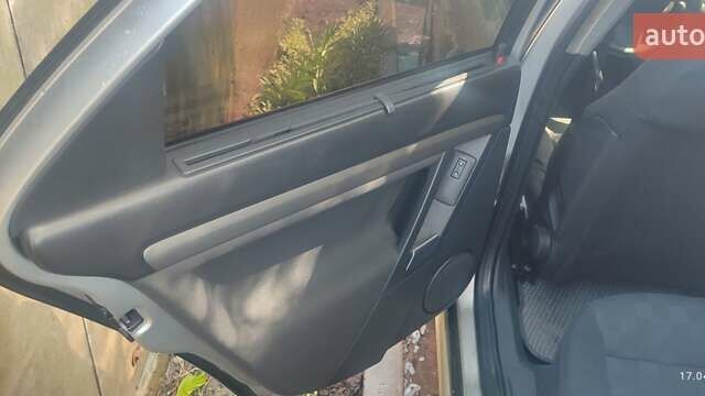 Серый Опель Вектра, объемом двигателя 2.2 л и пробегом 187 тыс. км за 5350 $, фото 9 на Automoto.ua