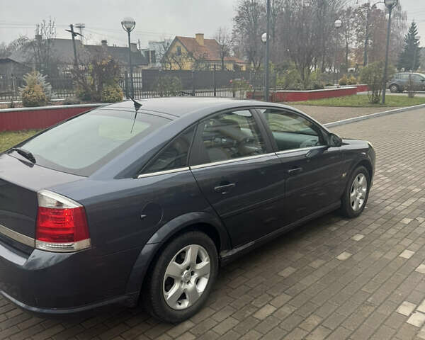 Серый Опель Вектра, объемом двигателя 0 л и пробегом 166 тыс. км за 4750 $, фото 3 на Automoto.ua