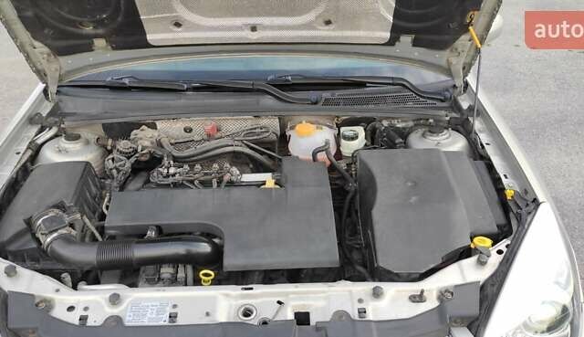 Сірий Опель Вектра, об'ємом двигуна 2.2 л та пробігом 284 тис. км за 5800 $, фото 73 на Automoto.ua