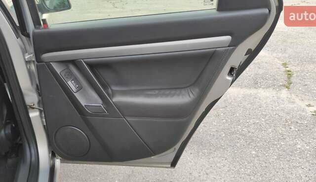 Сірий Опель Вектра, об'ємом двигуна 2.2 л та пробігом 284 тис. км за 5800 $, фото 31 на Automoto.ua