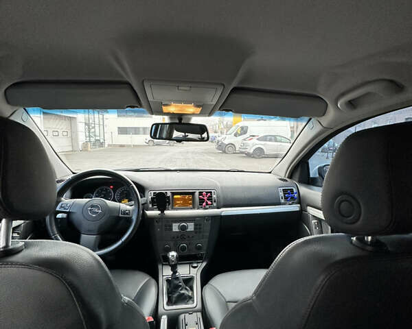 Сірий Опель Вектра, об'ємом двигуна 1.91 л та пробігом 280 тис. км за 5100 $, фото 13 на Automoto.ua