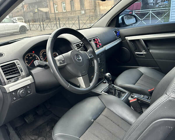 Сірий Опель Вектра, об'ємом двигуна 1.91 л та пробігом 280 тис. км за 5100 $, фото 16 на Automoto.ua