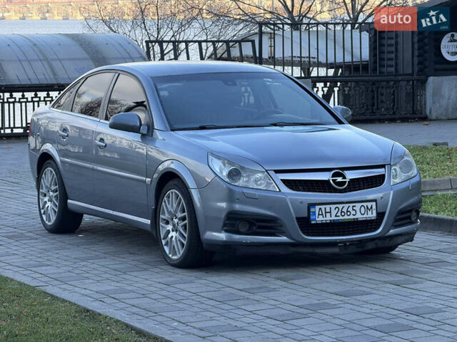 Серый Опель Вектра, объемом двигателя 2.79 л и пробегом 176 тыс. км за 4900 $, фото 2 на Automoto.ua