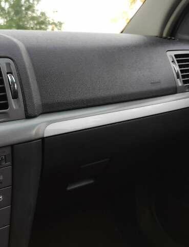 Сірий Опель Вектра, об'ємом двигуна 2.2 л та пробігом 284 тис. км за 5800 $, фото 61 на Automoto.ua