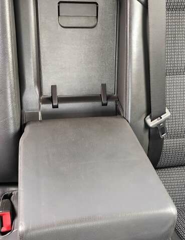 Сірий Опель Вектра, об'ємом двигуна 2.2 л та пробігом 284 тис. км за 5800 $, фото 30 на Automoto.ua