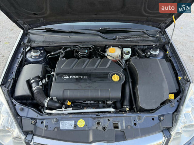 Серый Опель Вектра, объемом двигателя 1.9 л и пробегом 336 тыс. км за 4750 $, фото 27 на Automoto.ua