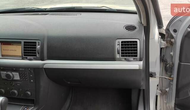 Сірий Опель Вектра, об'ємом двигуна 2.2 л та пробігом 284 тис. км за 5800 $, фото 44 на Automoto.ua