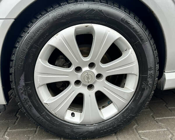 Сірий Опель Вектра, об'ємом двигуна 1.91 л та пробігом 280 тис. км за 5100 $, фото 9 на Automoto.ua