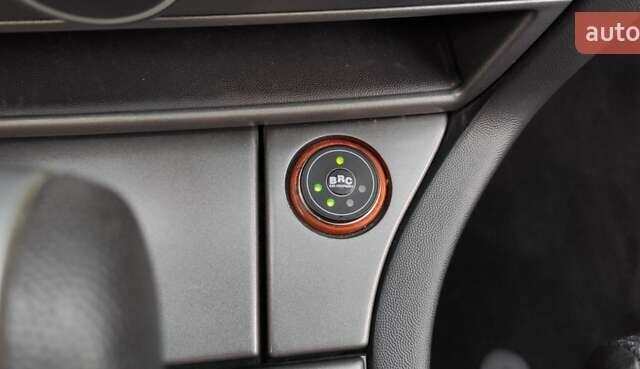 Сірий Опель Вектра, об'ємом двигуна 2.2 л та пробігом 284 тис. км за 5800 $, фото 76 на Automoto.ua