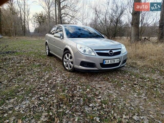 Серый Опель Вектра, объемом двигателя 1.91 л и пробегом 350 тыс. км за 5000 $, фото 3 на Automoto.ua