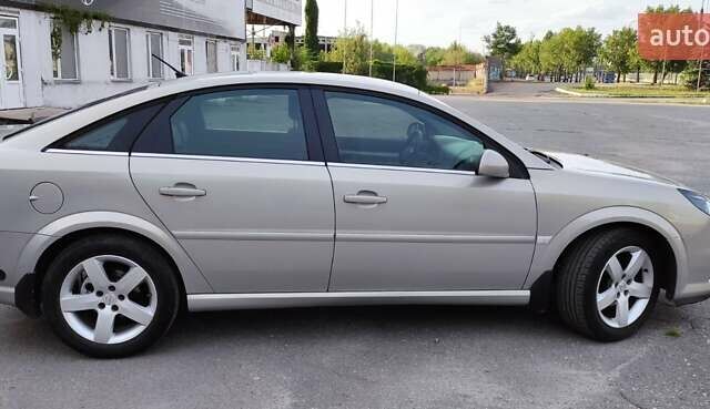 Сірий Опель Вектра, об'ємом двигуна 2.2 л та пробігом 284 тис. км за 5800 $, фото 8 на Automoto.ua