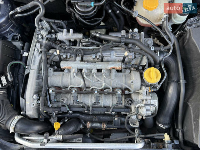 Сірий Опель Вектра, об'ємом двигуна 1.91 л та пробігом 336 тис. км за 4999 $, фото 27 на Automoto.ua