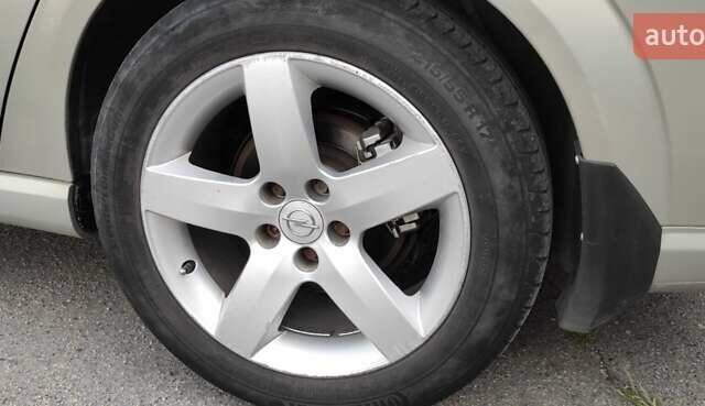 Сірий Опель Вектра, об'ємом двигуна 2.2 л та пробігом 284 тис. км за 5800 $, фото 13 на Automoto.ua