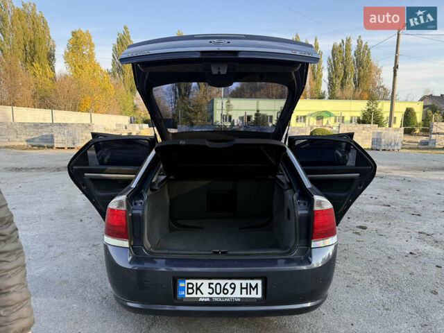 Сірий Опель Вектра, об'ємом двигуна 1.91 л та пробігом 336 тис. км за 4999 $, фото 22 на Automoto.ua