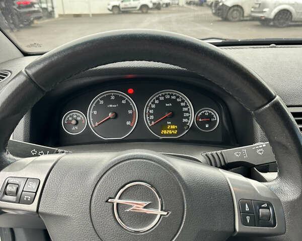 Сірий Опель Вектра, об'ємом двигуна 1.91 л та пробігом 280 тис. км за 5100 $, фото 17 на Automoto.ua