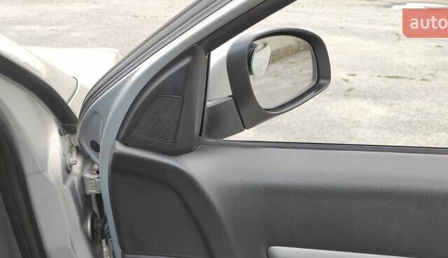 Сірий Опель Вектра, об'ємом двигуна 2.2 л та пробігом 284 тис. км за 5800 $, фото 42 на Automoto.ua