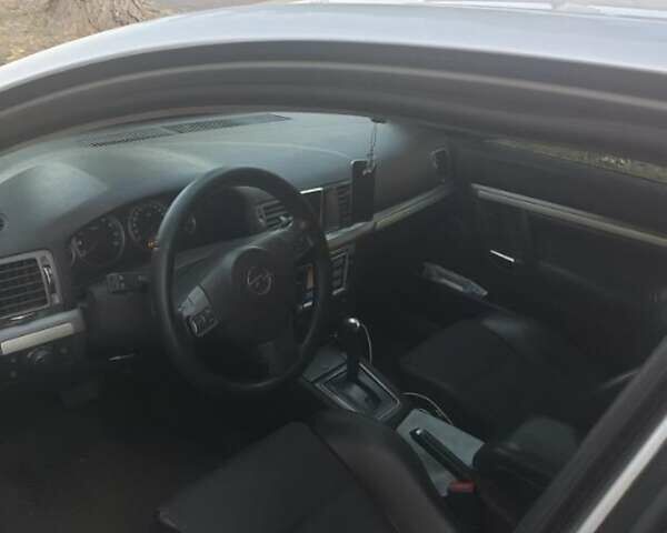 Опель Вектра 2008 в Николаеве на Automoto.ua Серый Опель Вектра, объемом двигателя 2.2 л и пробегом 325 тыс. км за 6000 $, фото 3 на Automoto.ua