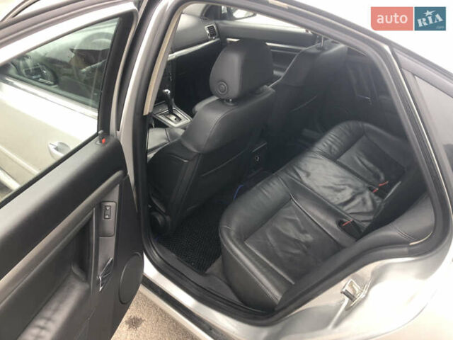 Серый Опель Вектра, объемом двигателя 1.9 л и пробегом 250 тыс. км за 4800 $, фото 7 на Automoto.ua
