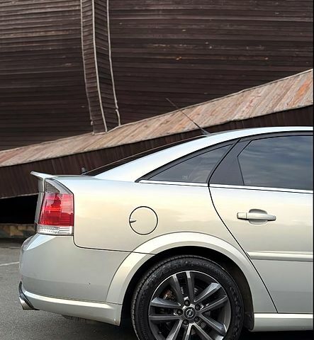 Серый Опель Вектра, объемом двигателя 2.2 л и пробегом 250 тыс. км за 7200 $, фото 7 на Automoto.ua