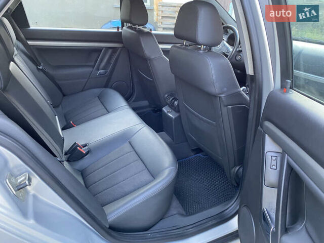 Сірий Опель Вектра, об'ємом двигуна 1.8 л та пробігом 219 тис. км за 5500 $, фото 8 на Automoto.ua