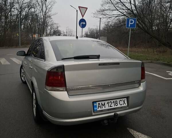 Серый Опель Вектра, объемом двигателя 1.9 л и пробегом 214 тыс. км за 6400 $, фото 12 на Automoto.ua