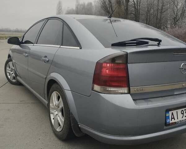 Серый Опель Вектра, объемом двигателя 2.2 л и пробегом 412 тыс. км за 4500 $, фото 4 на Automoto.ua