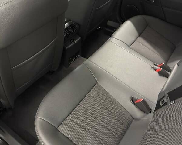 Серый Опель Вектра, объемом двигателя 1.9 л и пробегом 214 тыс. км за 6400 $, фото 32 на Automoto.ua