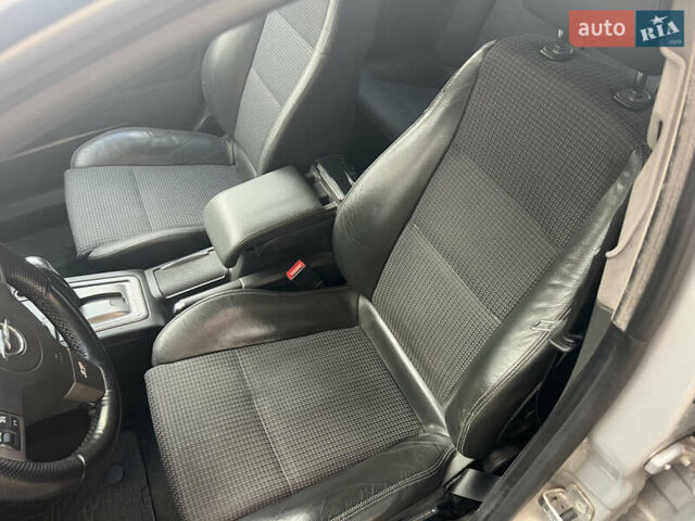 Серый Опель Вектра, объемом двигателя 2.2 л и пробегом 234 тыс. км за 6400 $, фото 6 на Automoto.ua