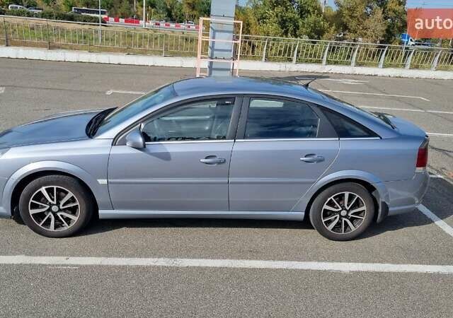 Сірий Опель Вектра, об'ємом двигуна 2.2 л та пробігом 232 тис. км за 4200 $, фото 25 на Automoto.ua