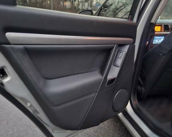 Серый Опель Вектра, объемом двигателя 1.9 л и пробегом 214 тыс. км за 6400 $, фото 18 на Automoto.ua