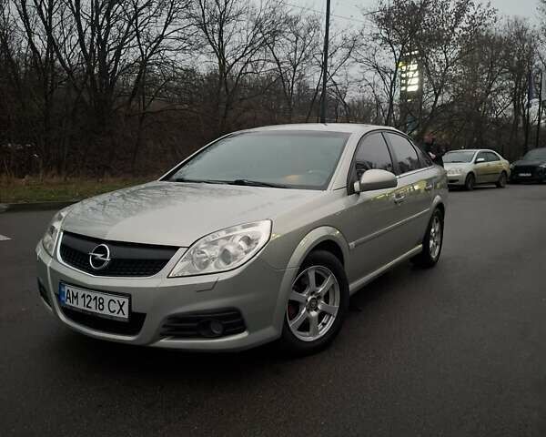 Серый Опель Вектра, объемом двигателя 1.9 л и пробегом 214 тыс. км за 6400 $, фото 2 на Automoto.ua