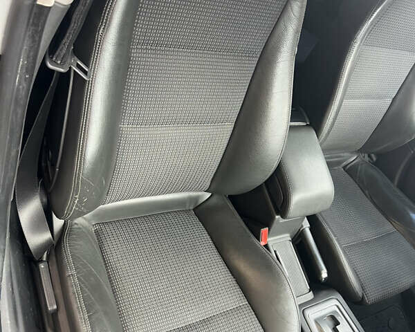 Серый Опель Вектра, объемом двигателя 2.2 л и пробегом 234 тыс. км за 6400 $, фото 17 на Automoto.ua