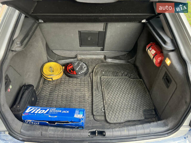 Серый Опель Вектра, объемом двигателя 2.2 л и пробегом 234 тыс. км за 6400 $, фото 13 на Automoto.ua